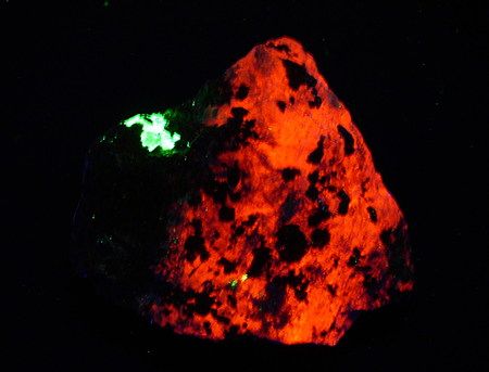 Mineral Specimens - Manganaxinite, Franklin, NJ, NJ
