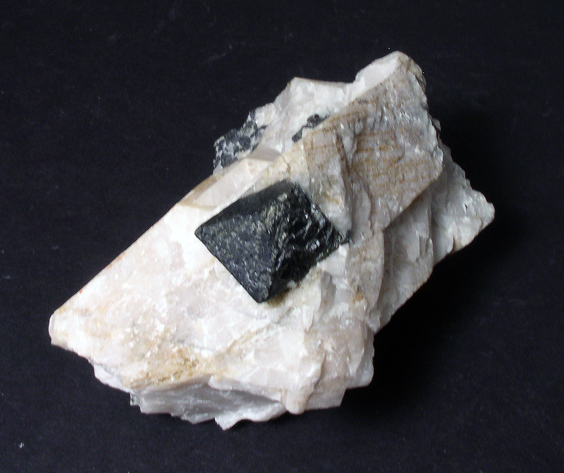 Mineral Specimens - Gahnite, Franklin, NJ