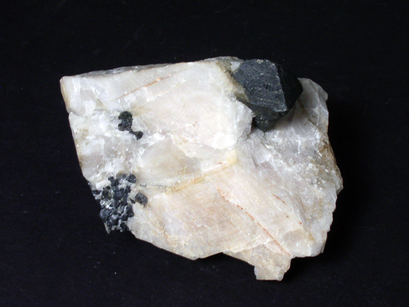 Mineral Specimens - Gahnite, Franklin, NJ